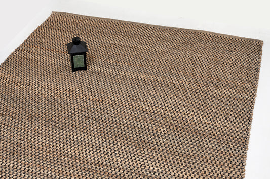 Alfombra de Yute Estilo Ajedrez – Borde Acabado