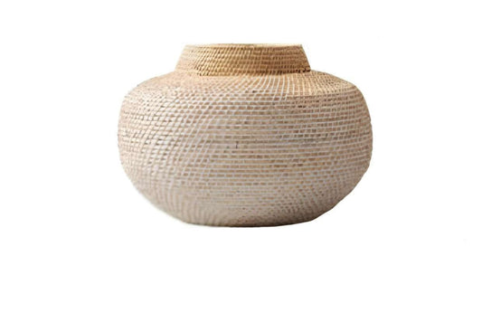 Jarrón Decorativo de Ratán Tejido a Mano