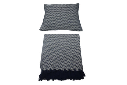 Conjunto de manta y 2 cojines de algodón tejidos a mano. 