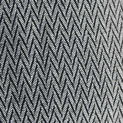 Conjunto de manta y 2 cojines de algodón tejidos a mano. 