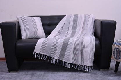 Set de Manta y 2 Cojines de Algodón Tejida a Mano 