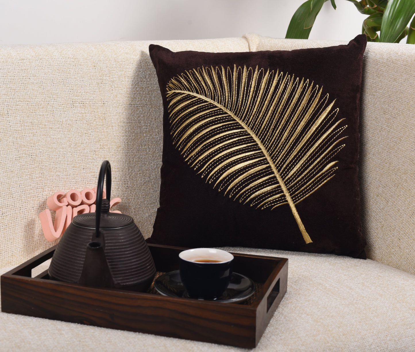 Funda de Cojín con Hojas