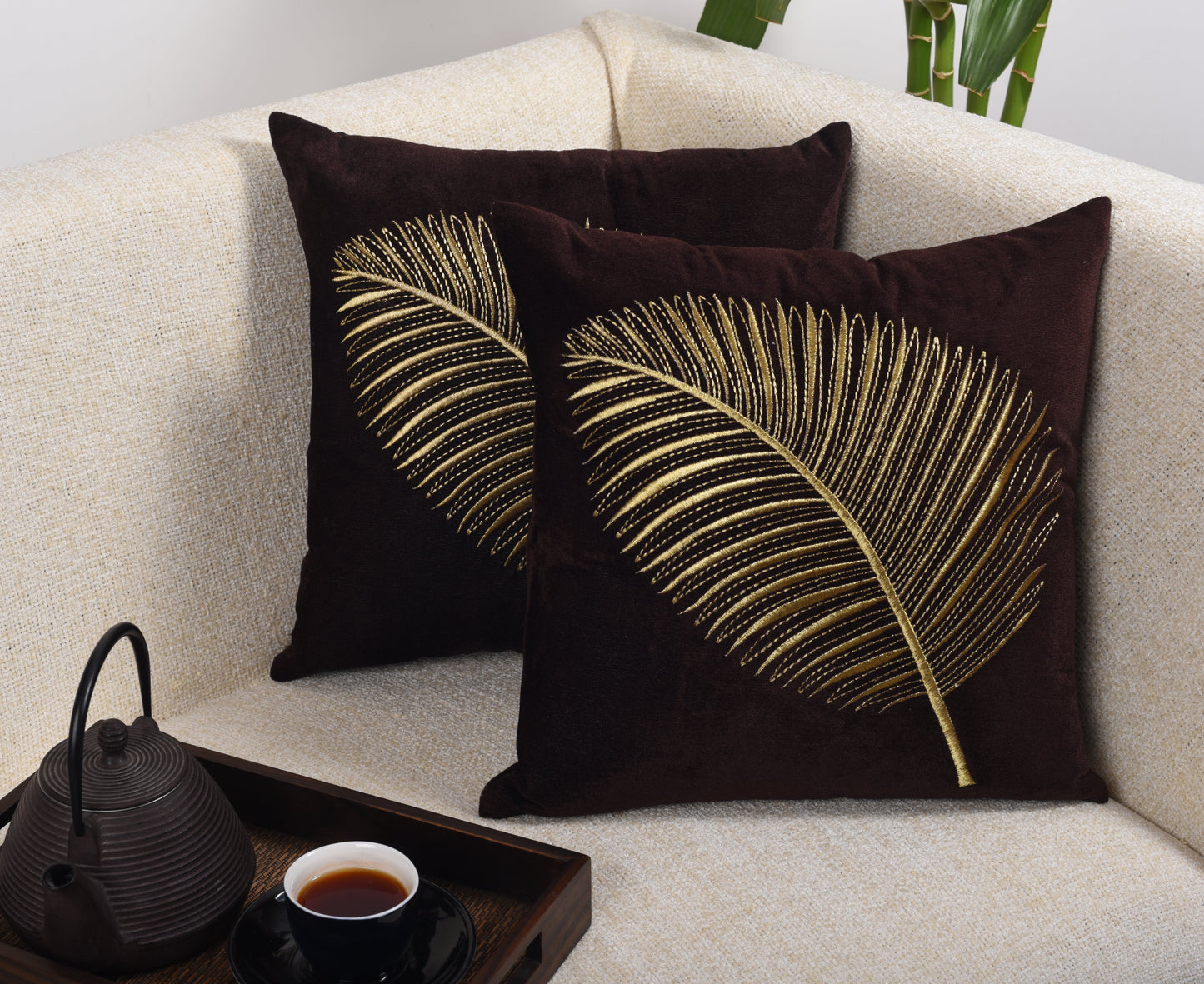 Funda de Cojín con Hojas