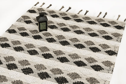 Alfombra de Algodón con Patrón de Diamante – Borde y Flecos