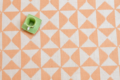 Alfombra de Hilo PET – Reciclada y Resistente