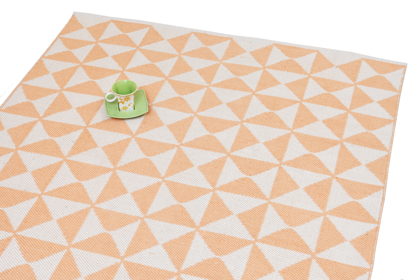 Alfombra de Hilo PET – Reciclada y Resistente
