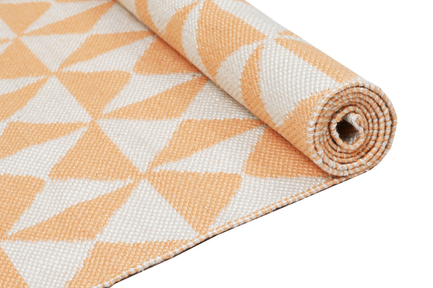 Alfombra de Hilo PET – Reciclada y Resistente