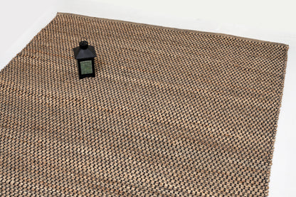 Alfombra de Yute Estilo Ajedrez – Borde Acabado