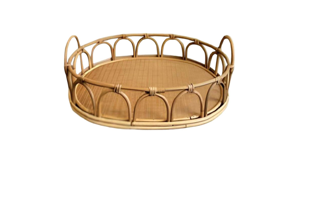 Bandeja decorativa redonda de ratán.