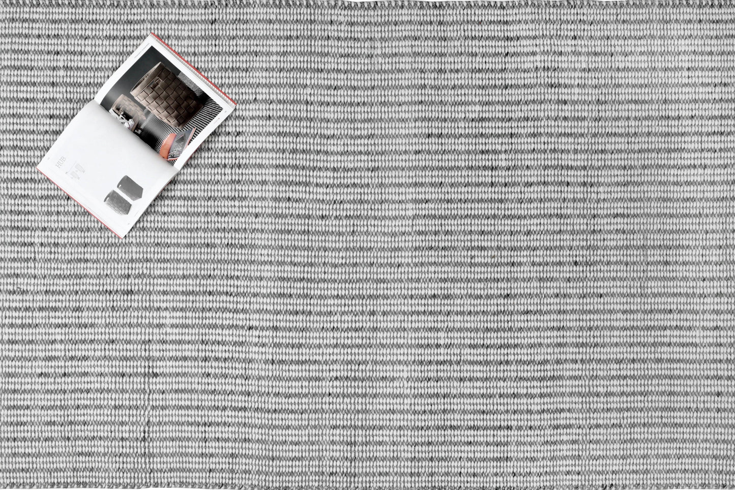 Alfombra de Hilo PET – Reciclada y Resistente