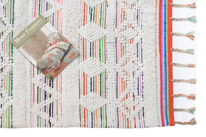 Alfombra de Algodón con Patrón de Diamante – Borde y Flecos