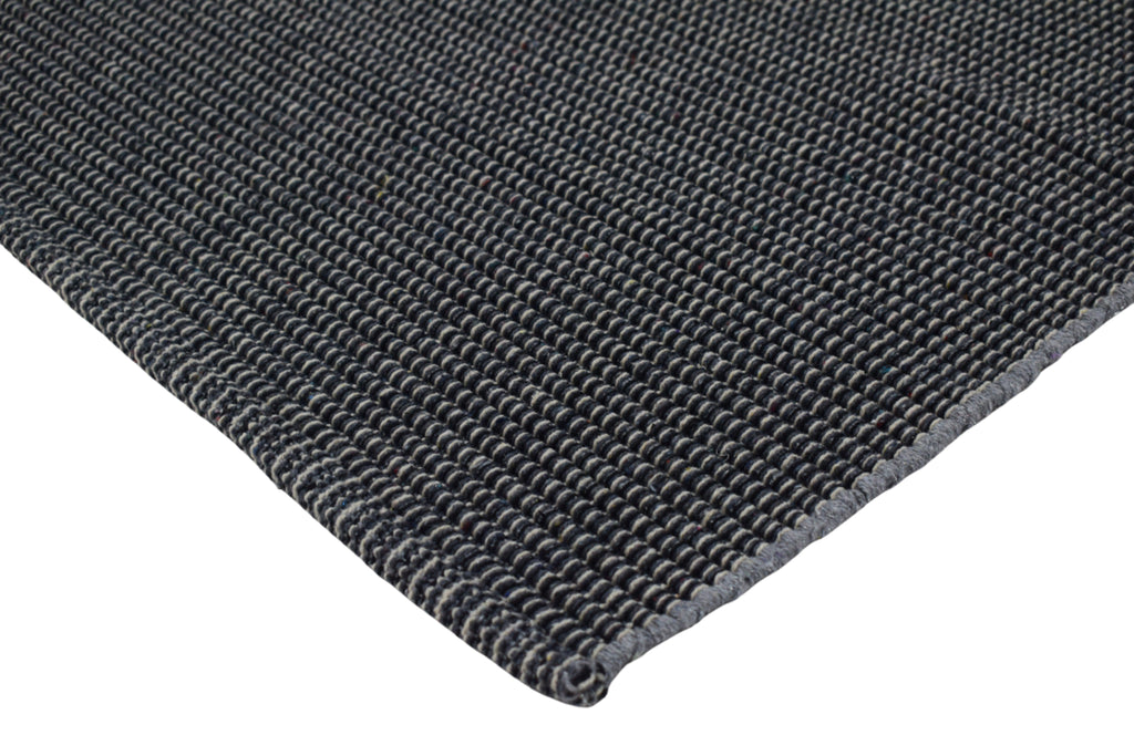 Alfombra de Playa Tejida a Mano Piedra Tormentosa en Gris Oscuro