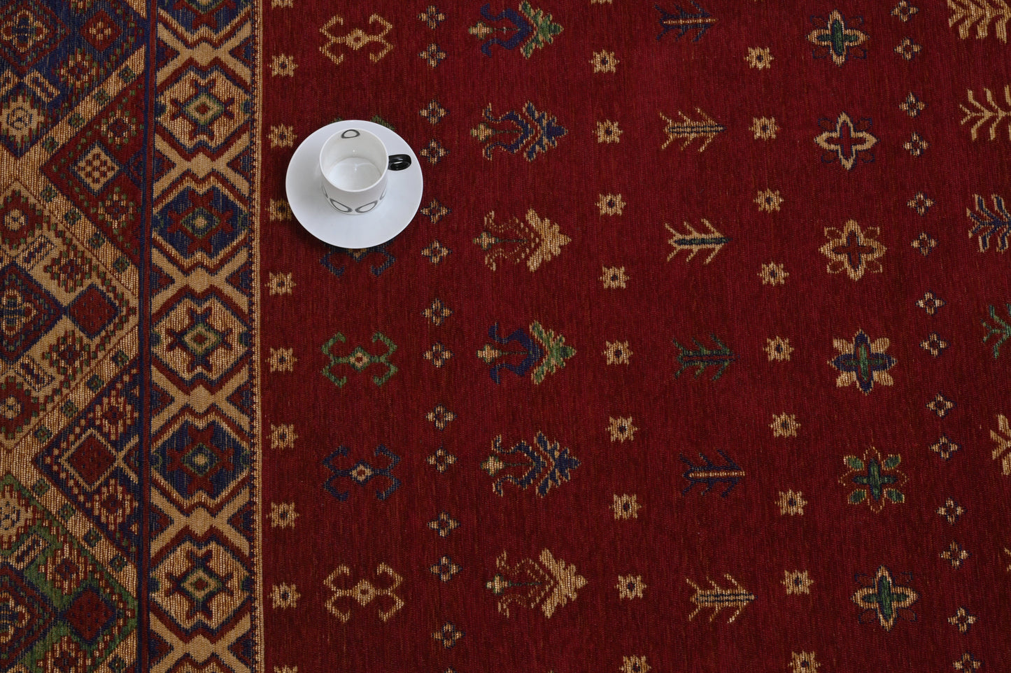 Alfombra tejida Jacquard